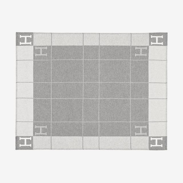 Hermes Avalon III Throw Blanket