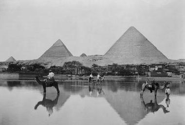 The Wedding Website of Geneviève Robitaille and Ahmed Ramadan