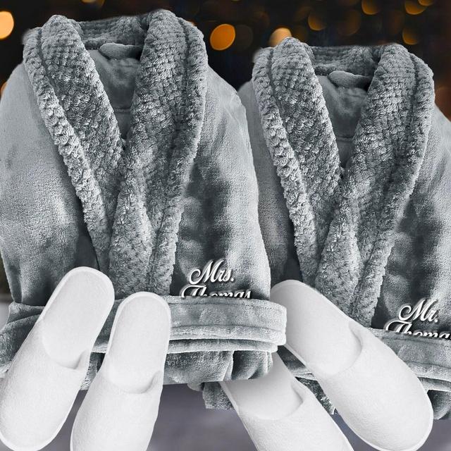Mr and Mrs Plush Robes, Personalized Robe Long, Embroidered Bathrobe, Gift for Newlyweds, Fluffy Fleece Kimono, Monogram Gift Men and Women