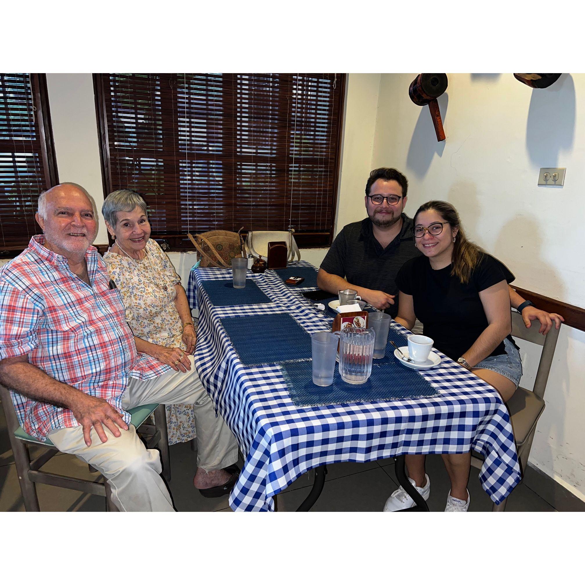 Pupa y la nona