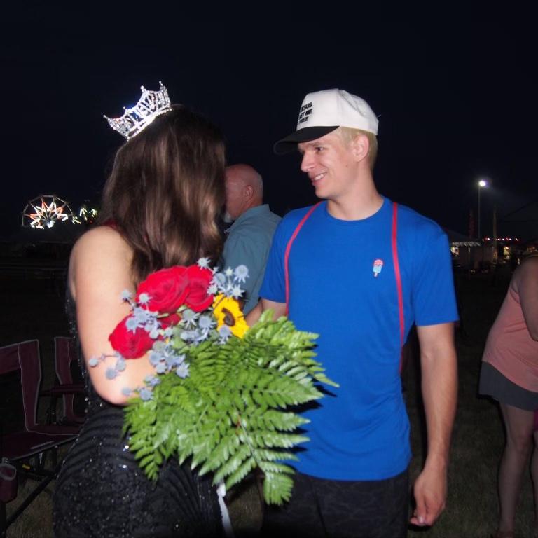 Royalty for another night