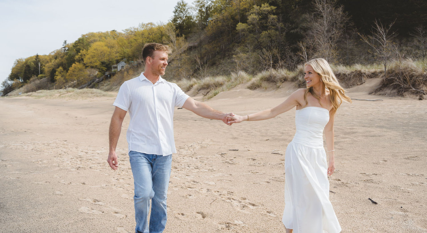 The Wedding Website of Amanda VanHouten and Benjamin Postma