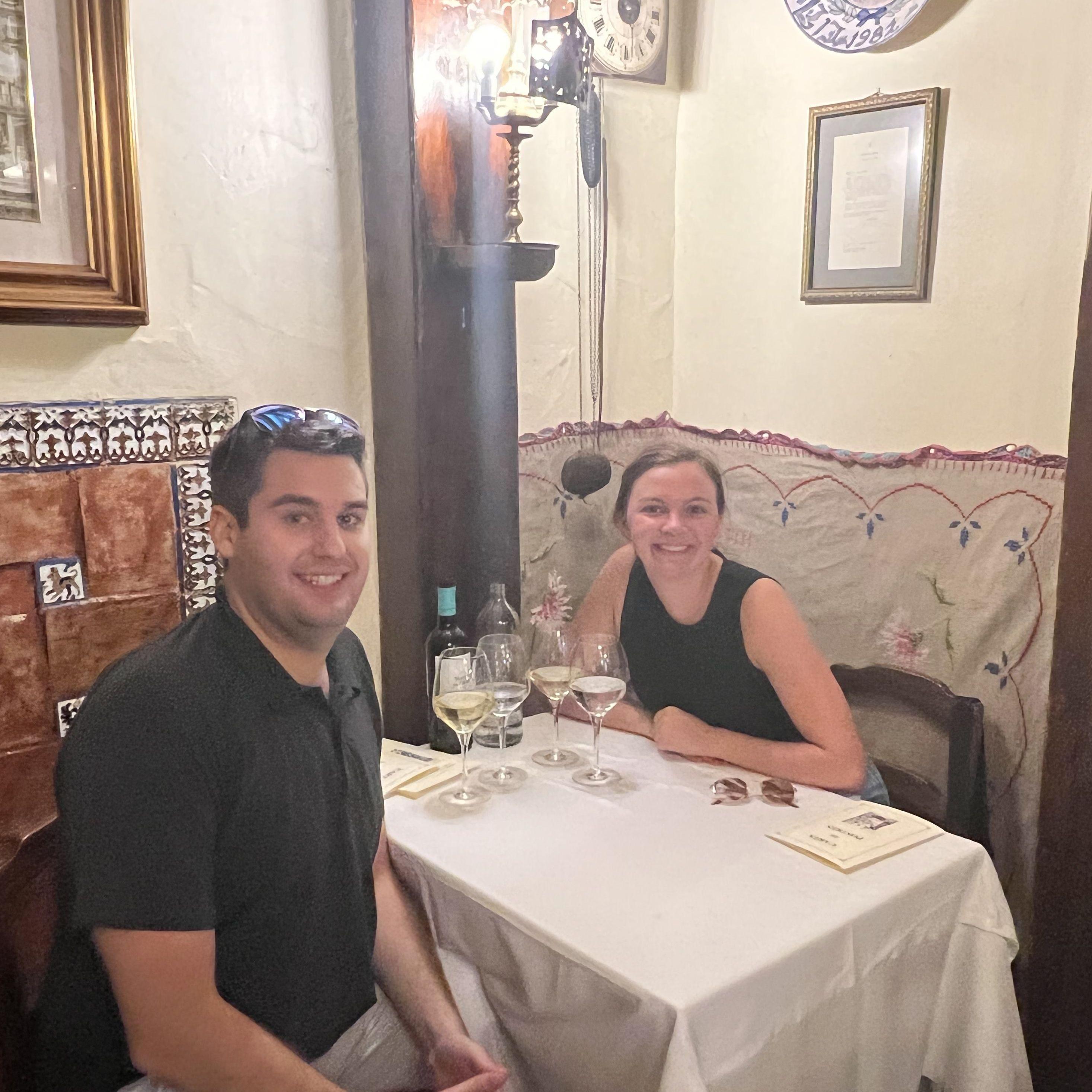 Eating at the oldest restaurant in the world in Madrid!