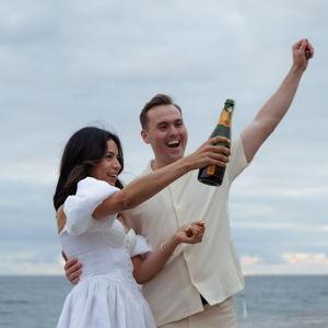 Buy the Newlyweds a Honeymoon Drink Round