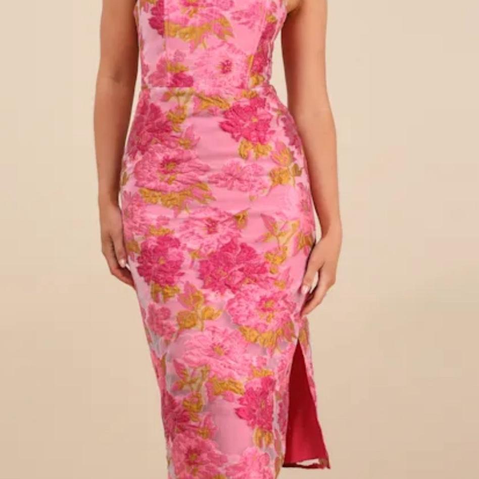 Also Comes in Blue 

https://www.lulus.com/products/upgraded-event-pink-jacquard-strapless-bustier-midi-dress/2157416.html
