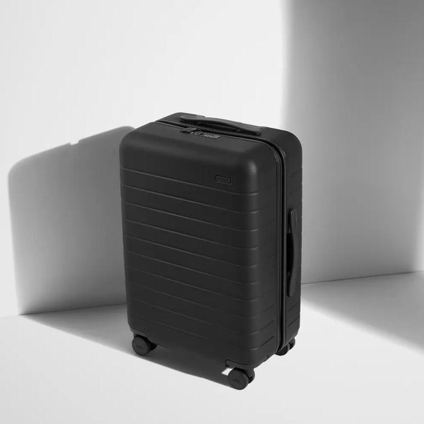 The Bigger Carry-On - Black