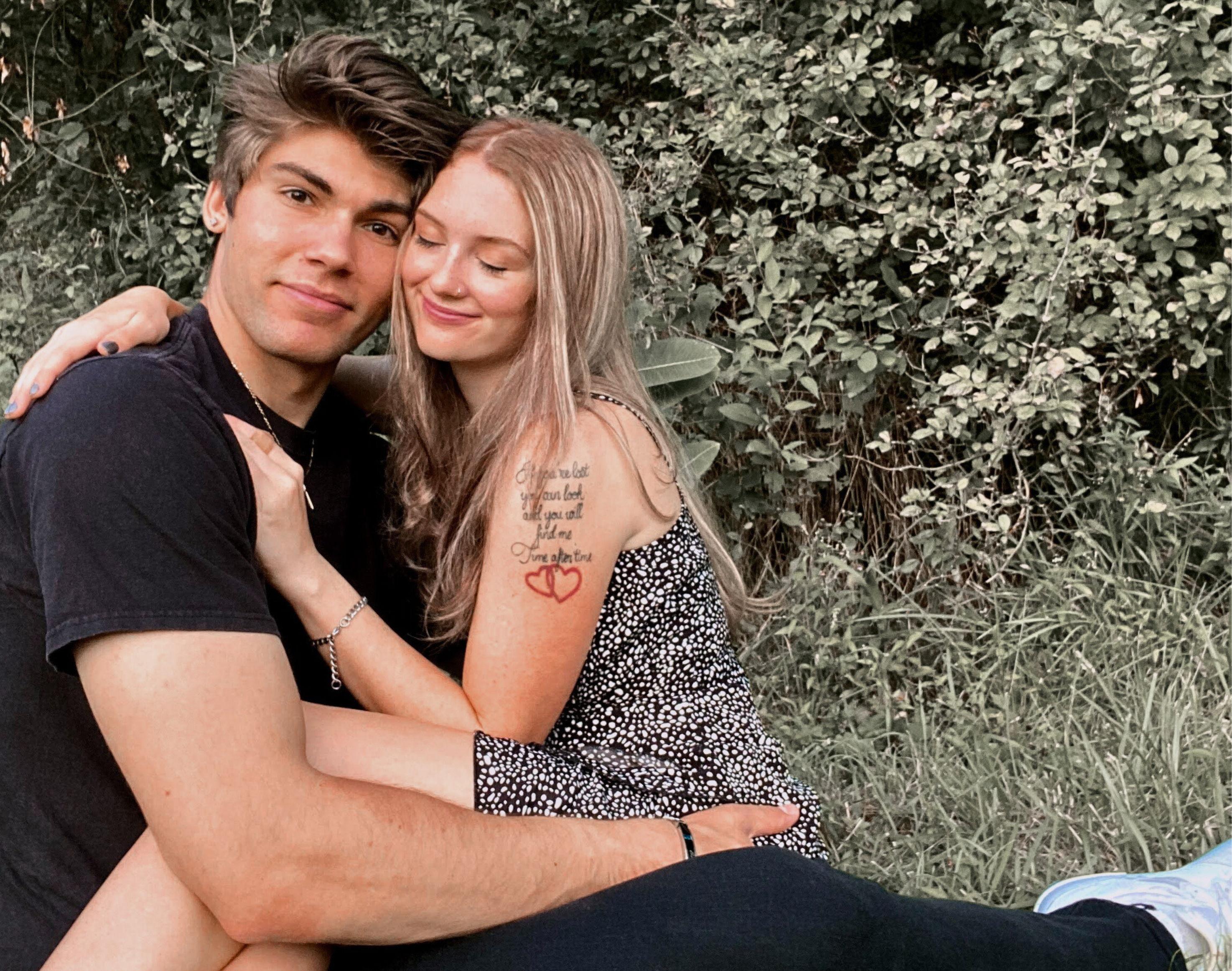 The Wedding Website of Emily Toth and Aaron Gloeckler