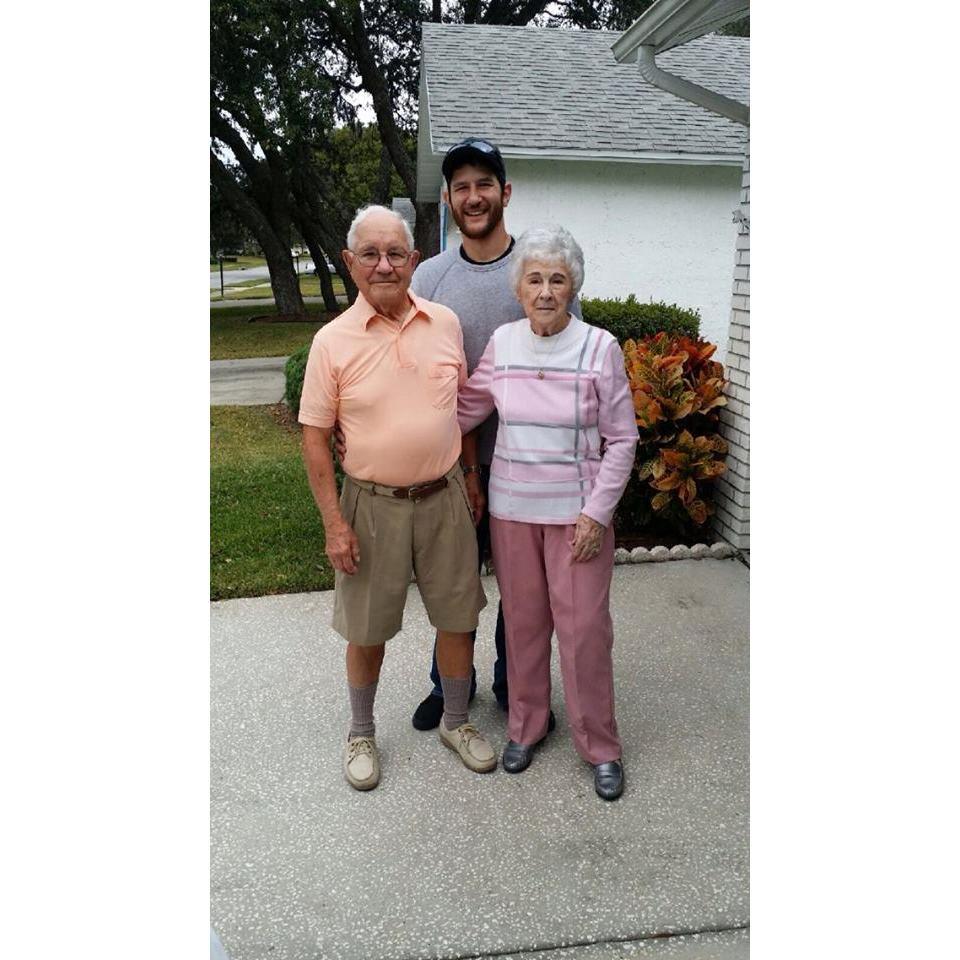 Meeting Tim's grandparents for the 1st time <3
11/2014