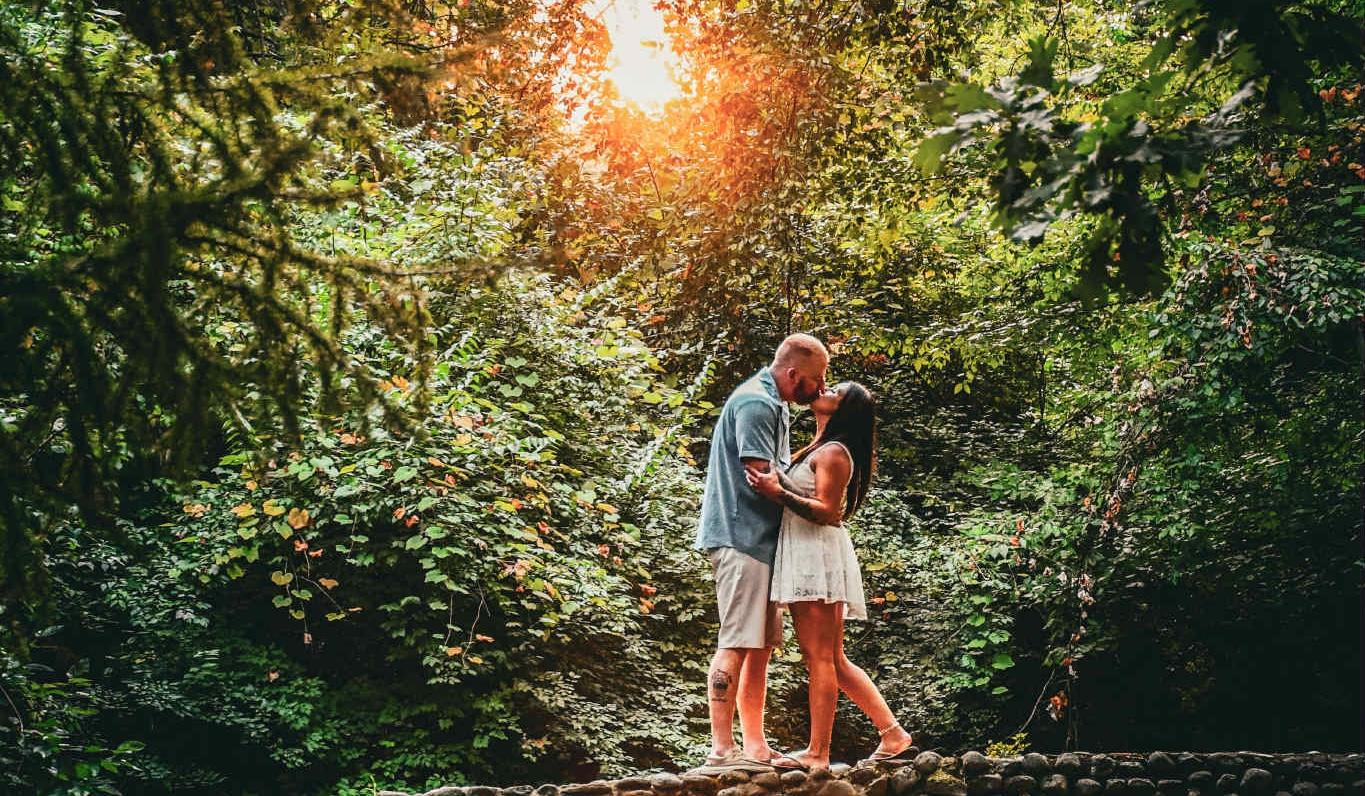 The Wedding Website of Gia Ruzinsky and Scott Jones