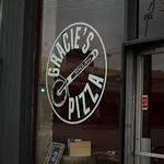 Gracie's Pizza