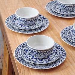 Pfaltzgraff Medallion Radiance 12-Piece Dinnerware Set, Service for 4