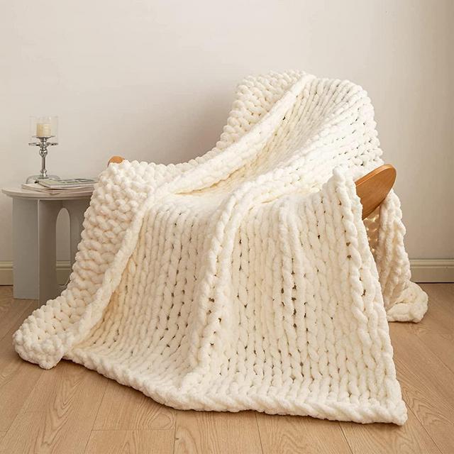 LiBcmlian Cream Chunky Knit Blanket Throw 51"x63" Luxury Chenille Yarn Knitted Blanket Cozy Soft Handmade Cable Knit Throw Blanket for Couch Bed Sofa
