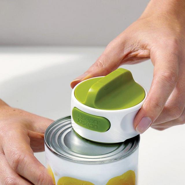 Compact can opener