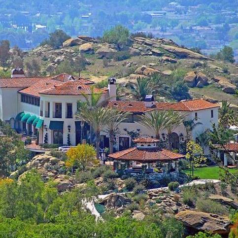 The Hummingbird Estate