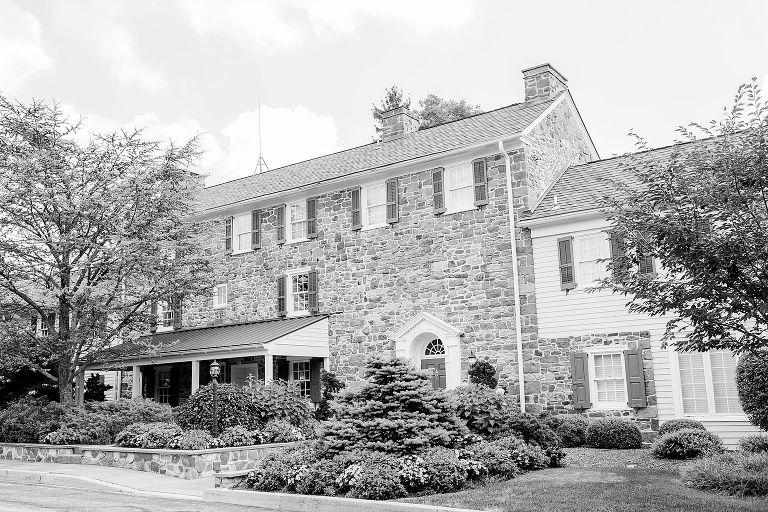 The Wedding Website of Sara Nyholm and Kyle Gallagher