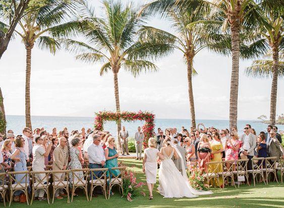 The Wedding Website of Miku Oyabe and Hayato Yanai