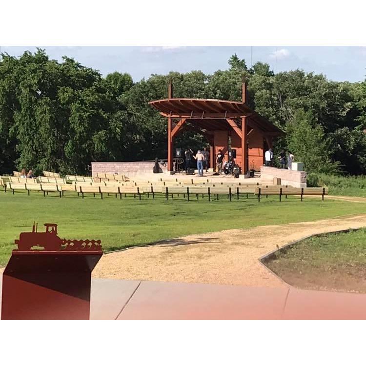 This is where the wedding ceremony will be taking place. As you can see there is a gravel path leading down, everywhere else is concrete sidewalks. This photo was taken from the visitor's center.
