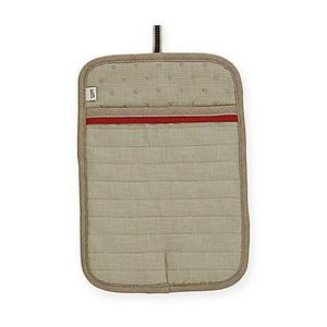 ED Ellen DeGeneres Quilted Pot Holder in Khaki