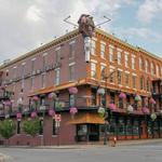 Pearl Street Grill & Brewery