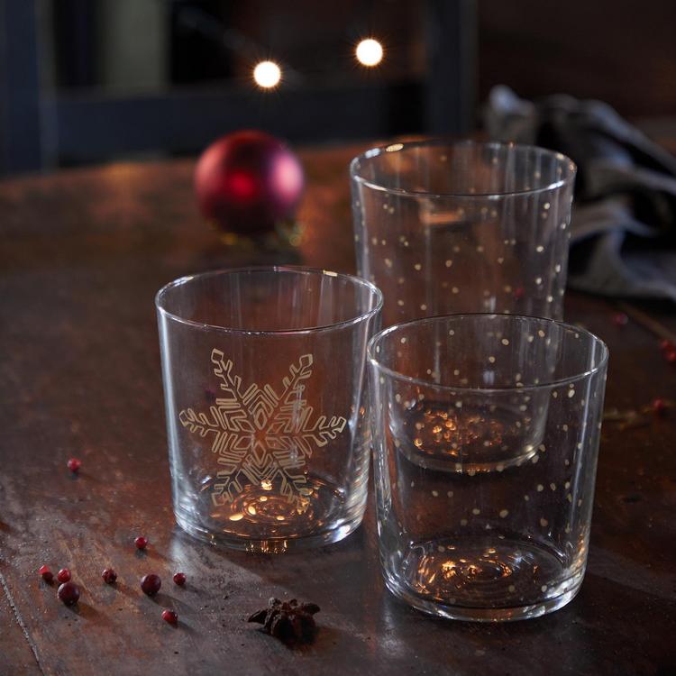 Set of 4 VINTAGE Crate & Barrel Drinking Glasses/Tumblers SNOWFLAKES  Embossed