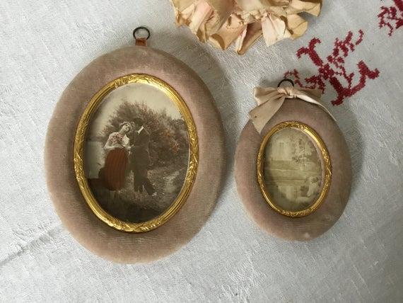 Two Vintage French Oval Picture Frames, Pretty Pale Pink Velvet, Gilt Metal Decor Ribbon Leaves, 1930s Photo Display