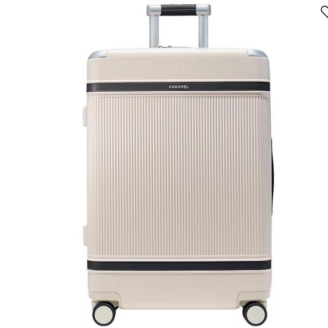 Paravel Aviator Grand Suitcase