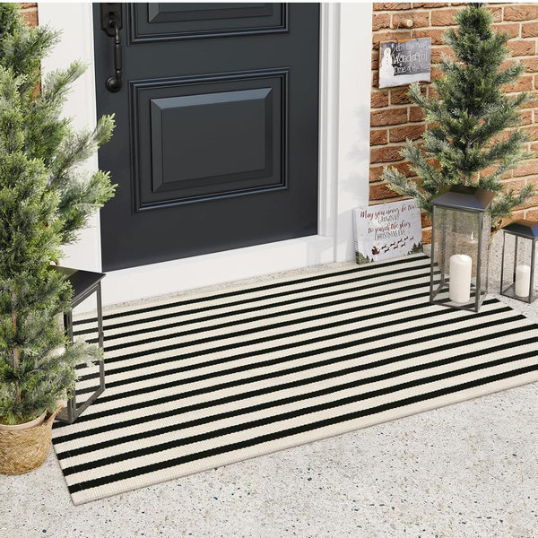 LEEVAN Black and White Striped Outdoor Rug Runner 2x4 Layering Doormat Farmhouse Front Porch Rug Cotton Woven Washable Throw Carpet for Hallway/Front Steps/Bathroom/Kitchen/Home Entrance