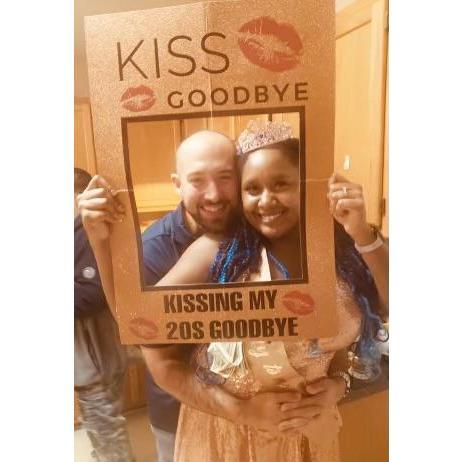 Kissing my 20s goodbye at my insanely fun Athens birthday party!!