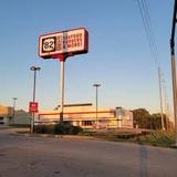 82 Eats