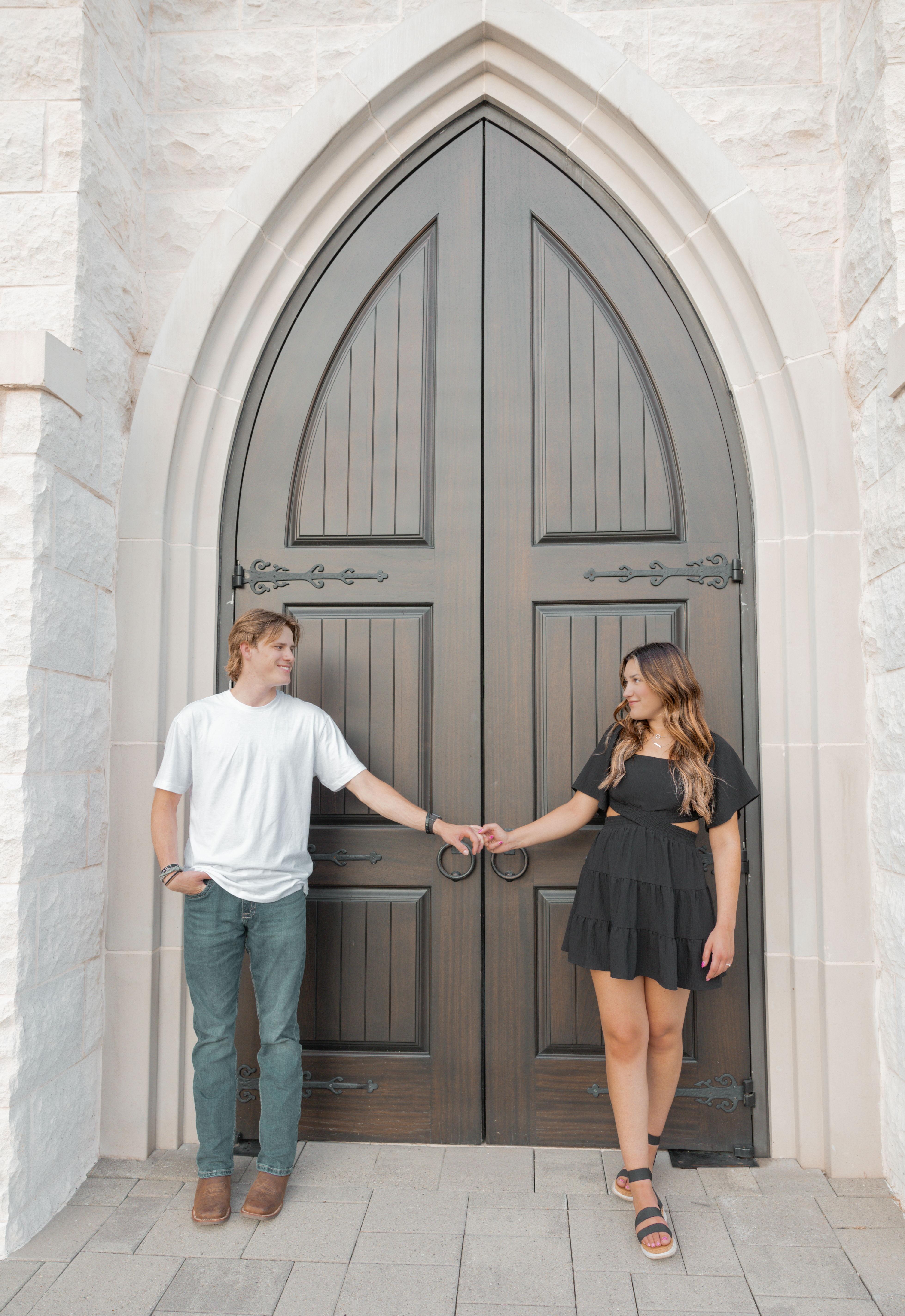 The Wedding Website of Kylee Hart and Evan Kalb