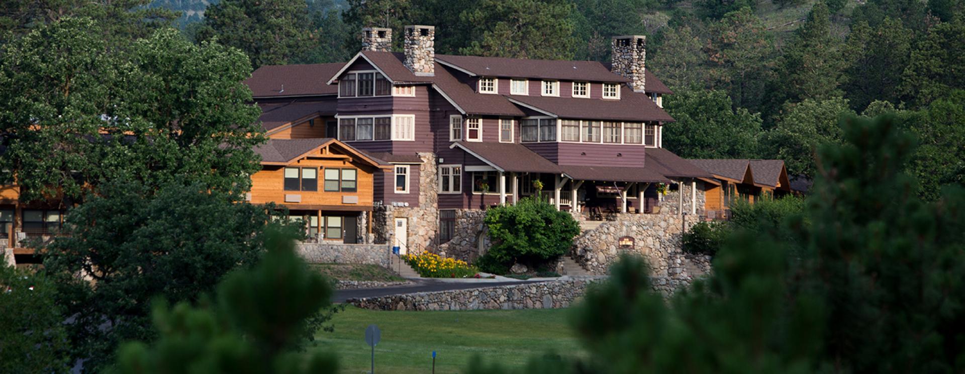 The Wedding Website of Tara Anderson and Carter Zeppelin