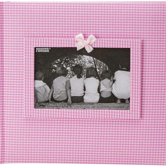 Pioneer Photo Albums 200-Pocket Gingham Fabric Frame Cover Photo Album for 4 by 6-Inch Prints, Pink