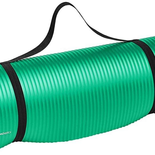 Amazon Basics 1/2-Inch Extra Thick Exercise Yoga Mat