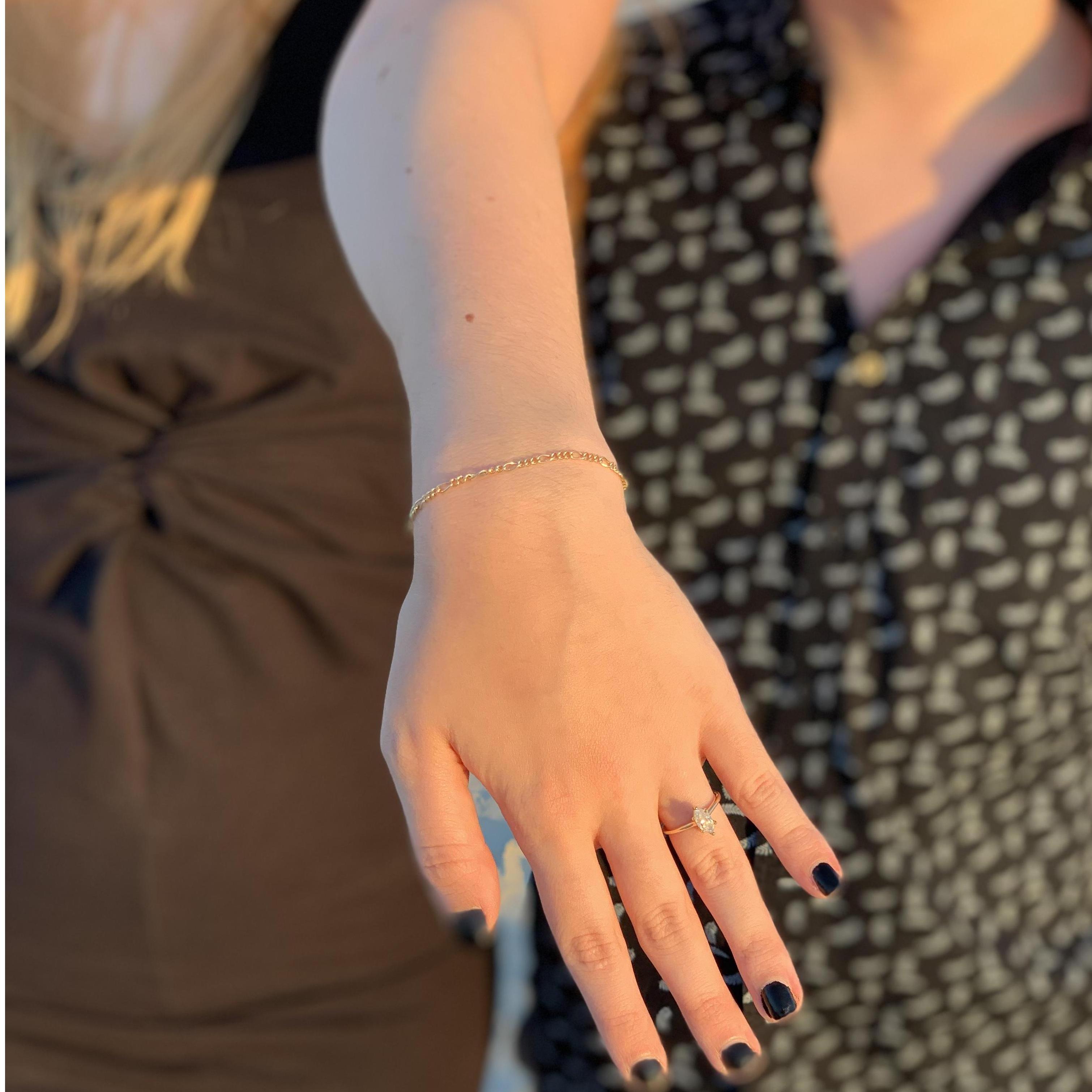 The engagement ring *heart eyes*
