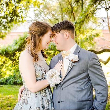 Live Oak High School Prom 2019! Ari's junior prom! Louisiana State Capital Gardens, Baton Rouge, LA. 4.6.19.