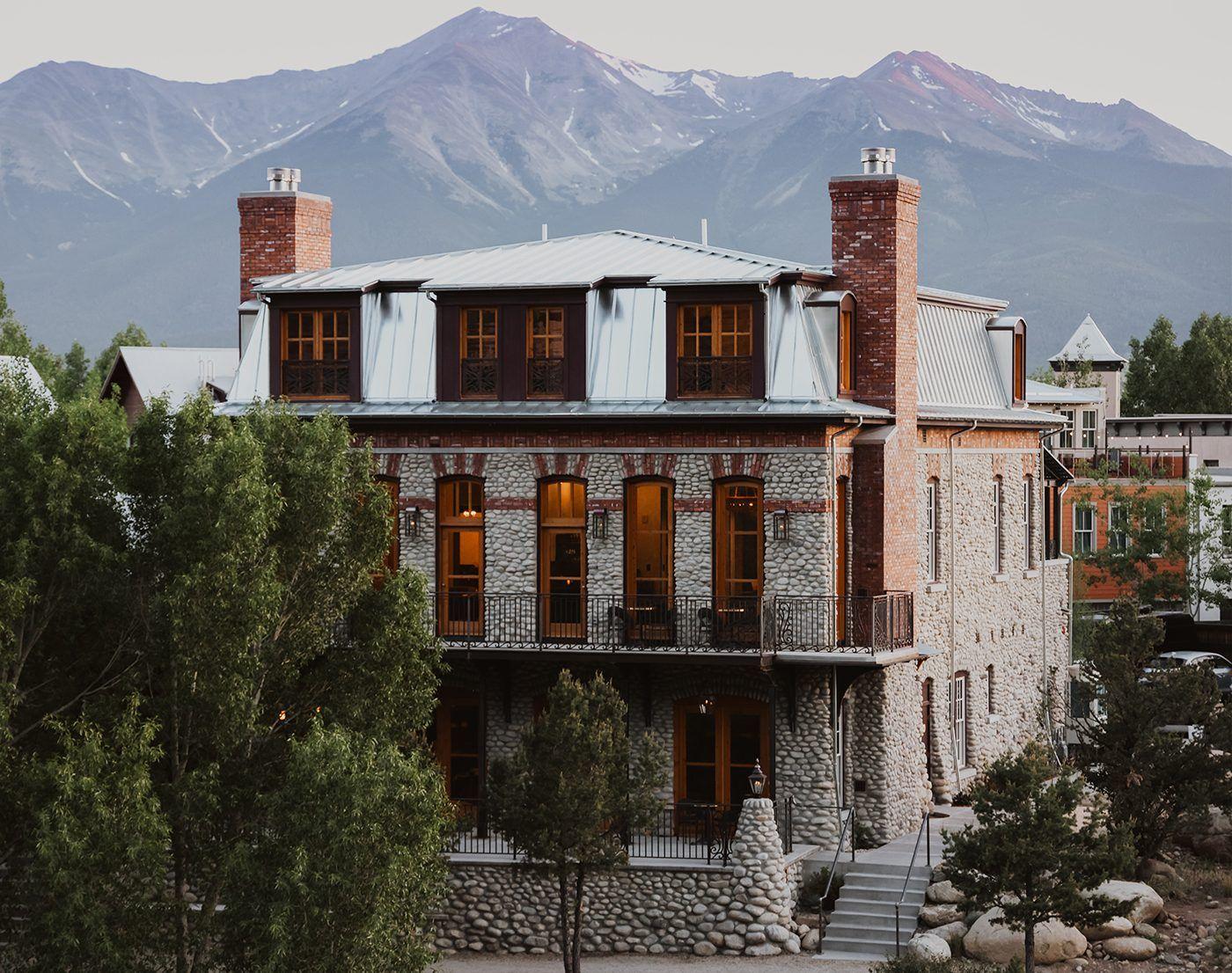 The Wedding Website of Jessica Grossman and Garrett Garner