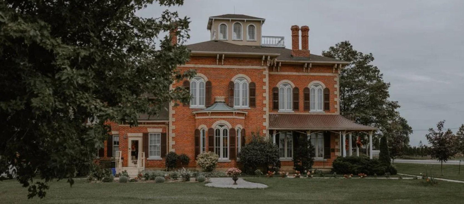 The Wedding Website of Beatrice Benigno and Devin Blankestijn