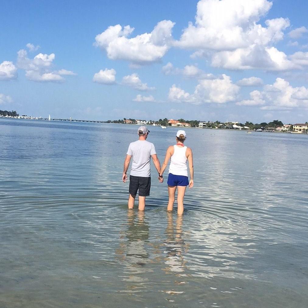 Walking the beach in Lido Key (Sarasota, FL)