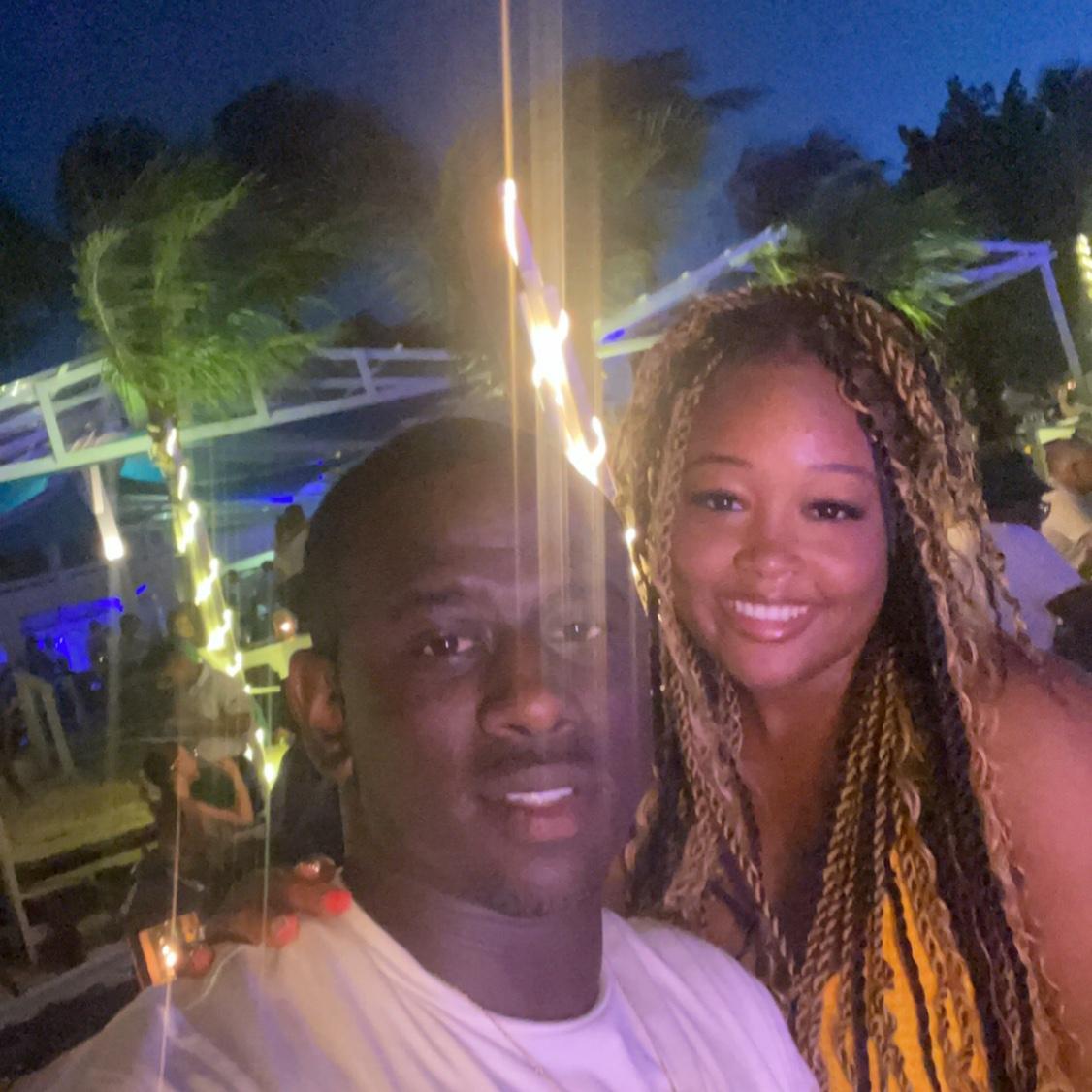 Dinner in the water in Aruba. Yes in the water!