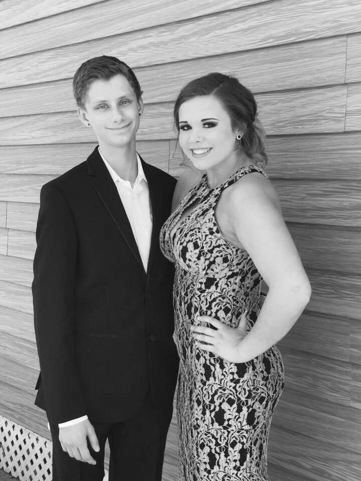 Prom {2017}