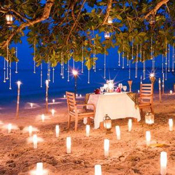 Beachfront Candlelit Dinner