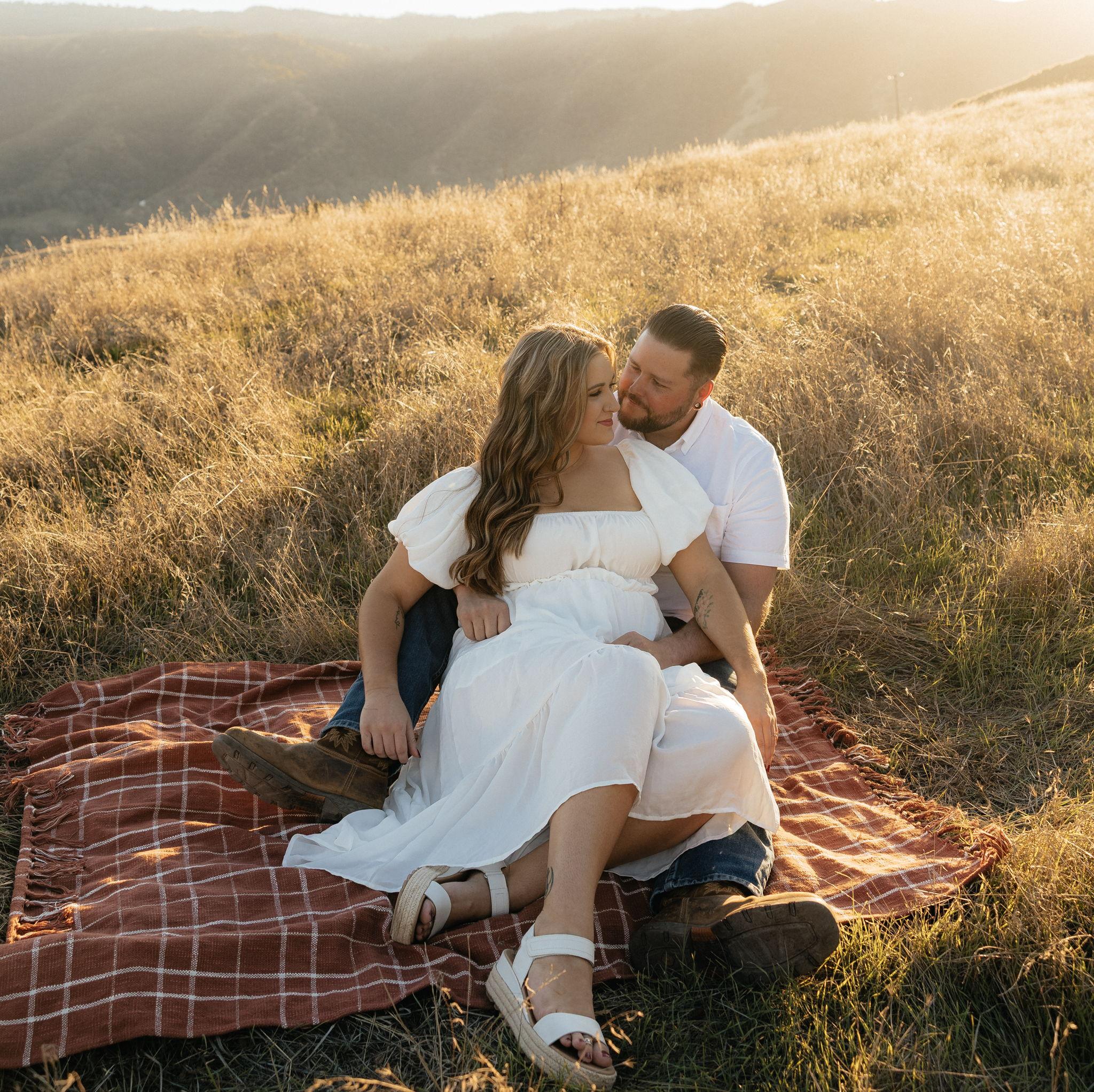 Engagement pictures! By the lovely @addiebellophotos_