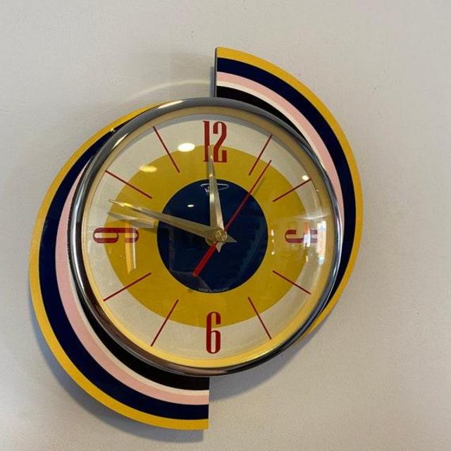 Colour Etched Spinning Meteor Caravan Wall Clock from Royale - Blue Yellow Pink Mauve & White Midcentury Atomic Jetsons Retro style.