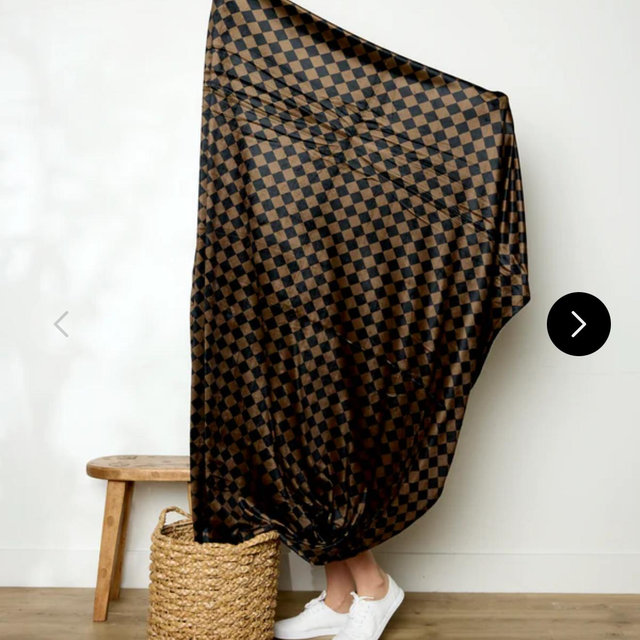 Gridlock Butter Blanket 60x80
