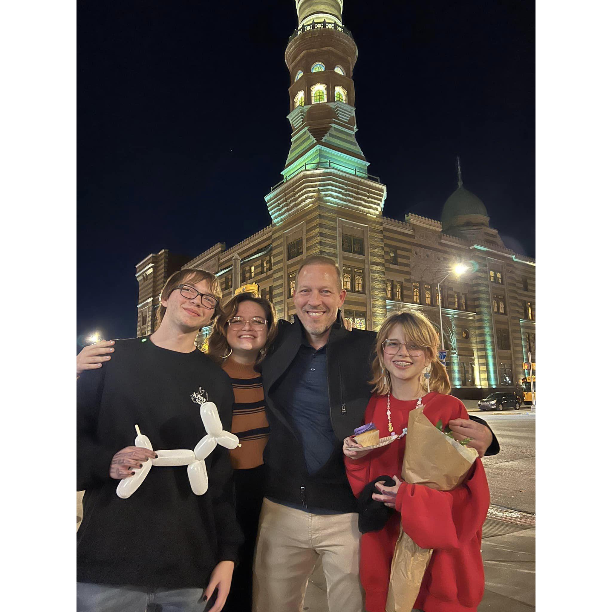 Ben becomes a theatre dad!
