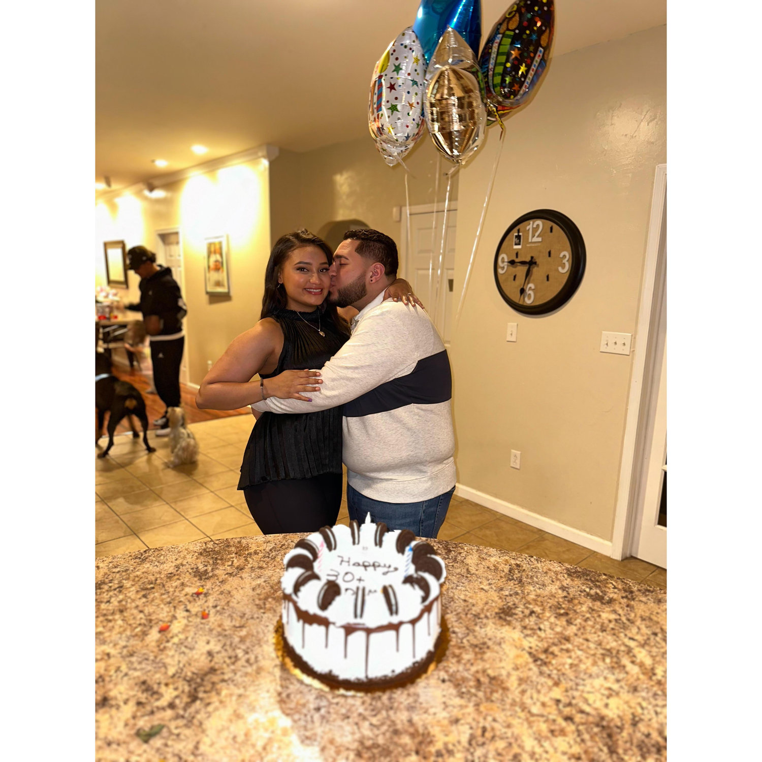 No pude haber recibido mejor regalo el dia de mi cumpleanos--Couldn't have asked for a better birthday gift