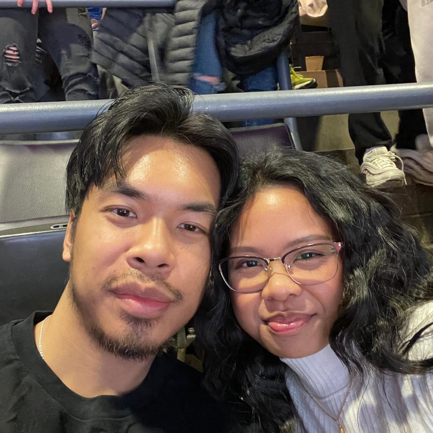 First Raptors game together 🦖🏀