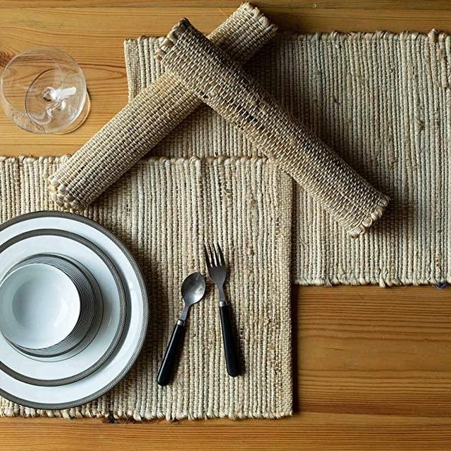 Chardin Home Eco-Friendly Natural Jute/Hemp Placemats (Set of 4 mats). Size: 13" X 19".
