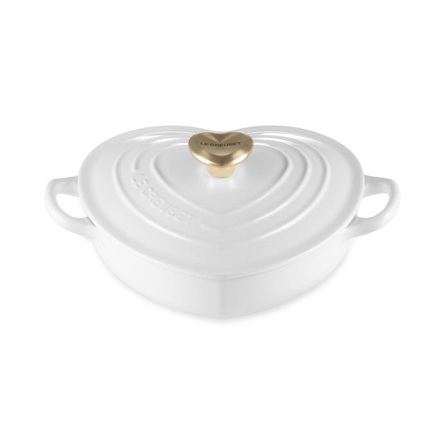 Le Creuset Cast Iron 1.25-Qt. Traditional Heart Dish