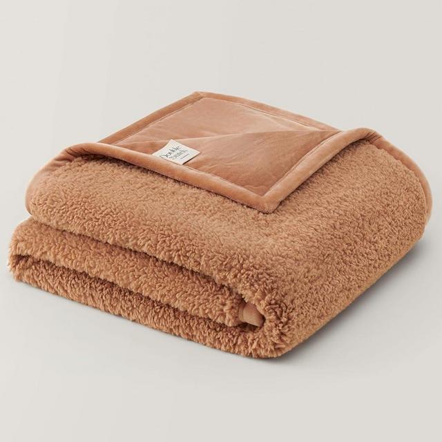 Double Stitch by Bedsure Faux Fur Throw Blanket - Ultra Soft Teddy Sherpa Blanket for Couch - Luxury Decorative Fleece Blanket, Fluffy Blanket Throw, Perfect House Warming Gift, 50" x 60", Caramel